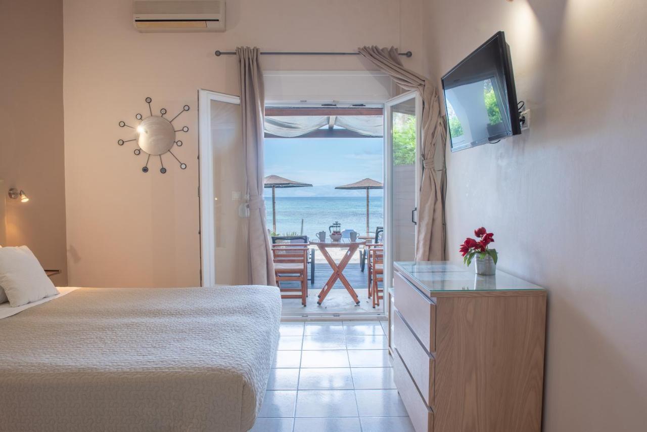 Galini Beach Studios And Penthouse Mesongí Exterior foto