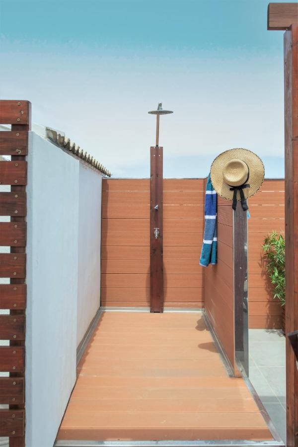 Galini Beach Studios And Penthouse Mesongí Exterior foto