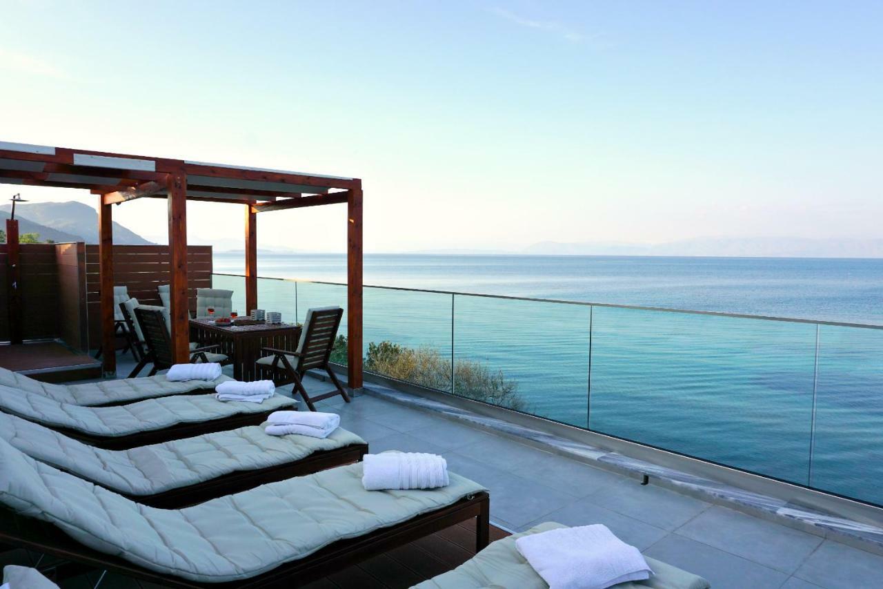 Galini Beach Studios And Penthouse Mesongí Exterior foto